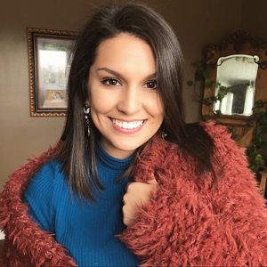 Meet your Posher, Karissa